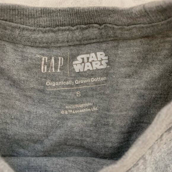 GAP Gray Star Wars Mandalorian Short Sleeve T-Shirt - Picture 3 of 4